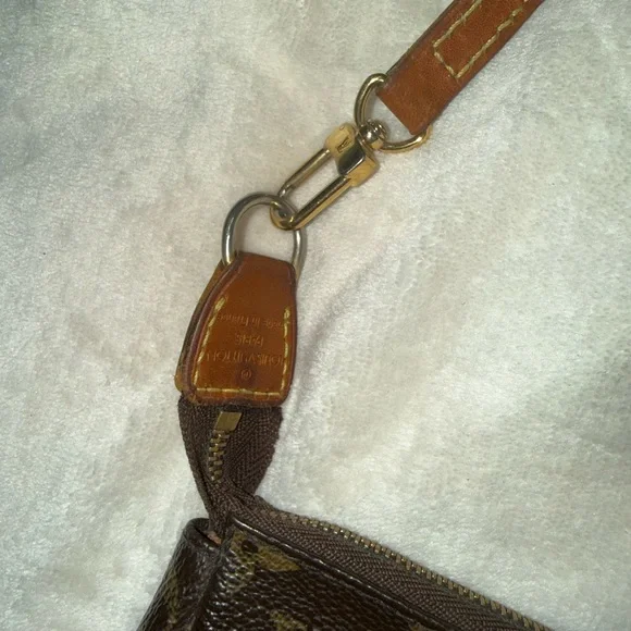 Louis Vuitton Mini Pochette Purse - Picture 7 of 11